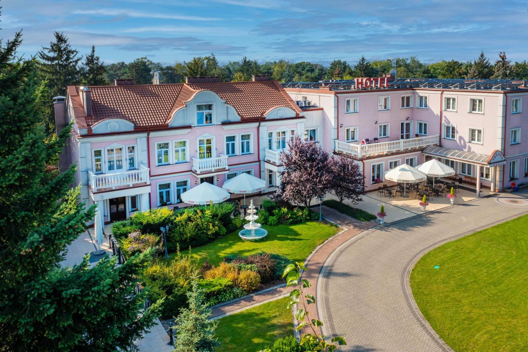 Hotel Arkadia Royal Varşovia Exterior foto