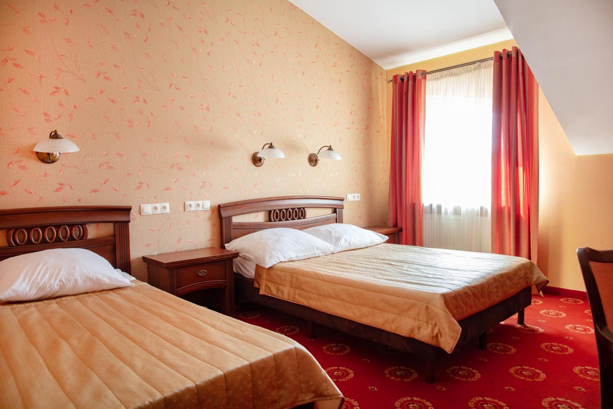 Hotel Arkadia Royal Varşovia Exterior foto