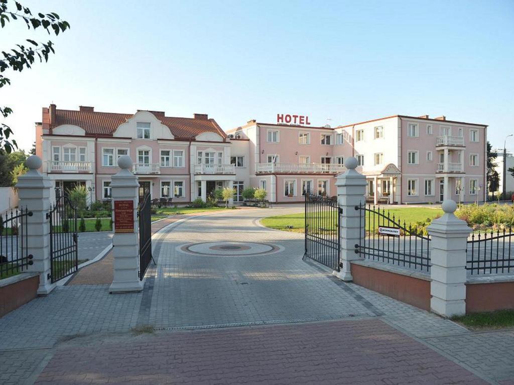 Hotel Arkadia Royal Varşovia Exterior foto