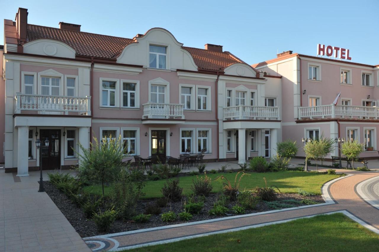 Hotel Arkadia Royal Varşovia Exterior foto